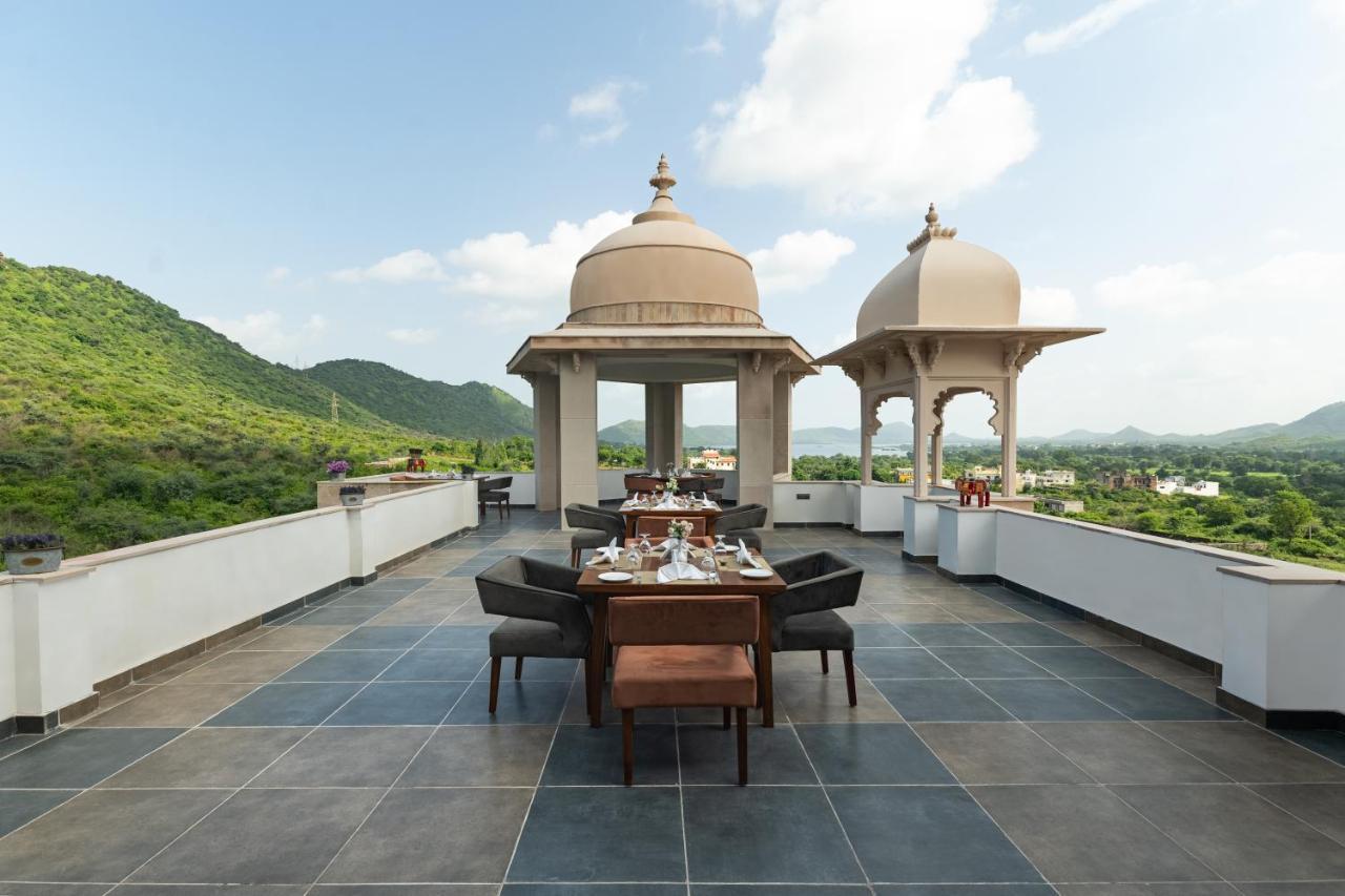 Traavista Aravali Mahal Hotel Udaipur Buitenkant foto