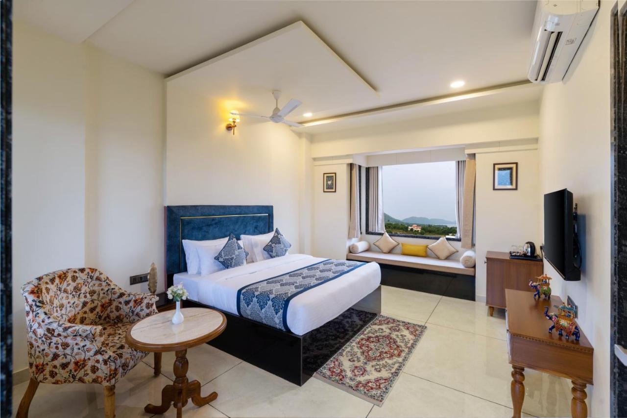 Traavista Aravali Mahal Hotel Udaipur Buitenkant foto