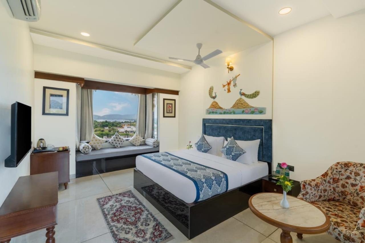 Traavista Aravali Mahal Hotel Udaipur Buitenkant foto